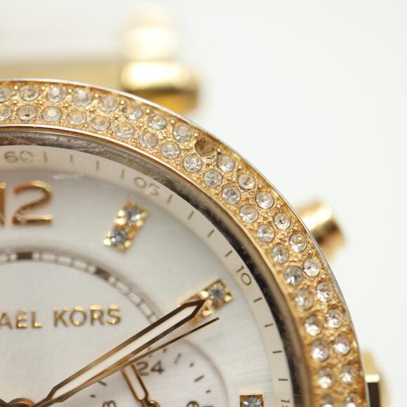 Michael Kors Womens White Gold Tone Chronograph Watch 39mm with New Battery - Picture 9 of 16